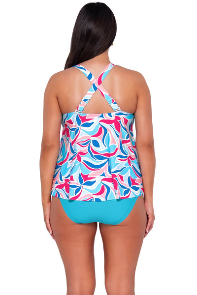 Sunsets Escape Making Waves Sadie Tankini Top