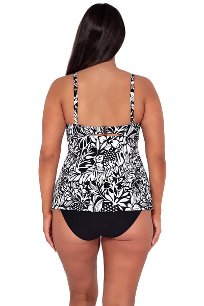 Sunsets Escape Caribbean Seagrass Texture Tori Tankini Top